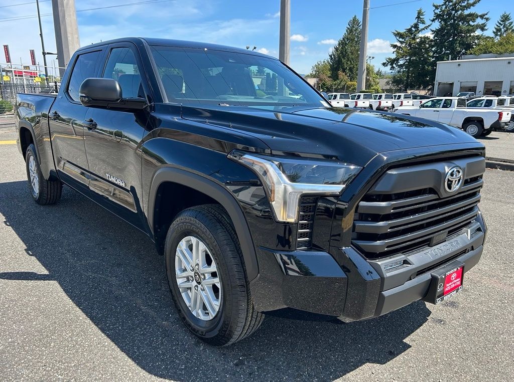 New 2026 Toyota Tundra SR5 SR5 CREWMAX 6.5