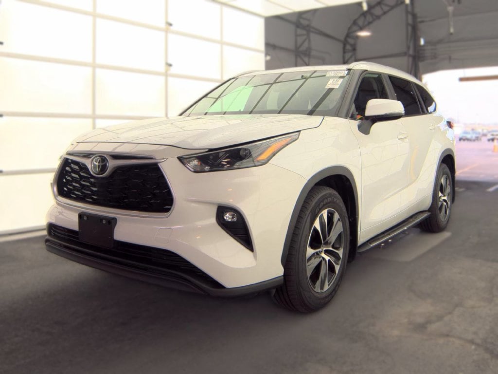 Certified 2023 Toyota Highlander XLE SUV