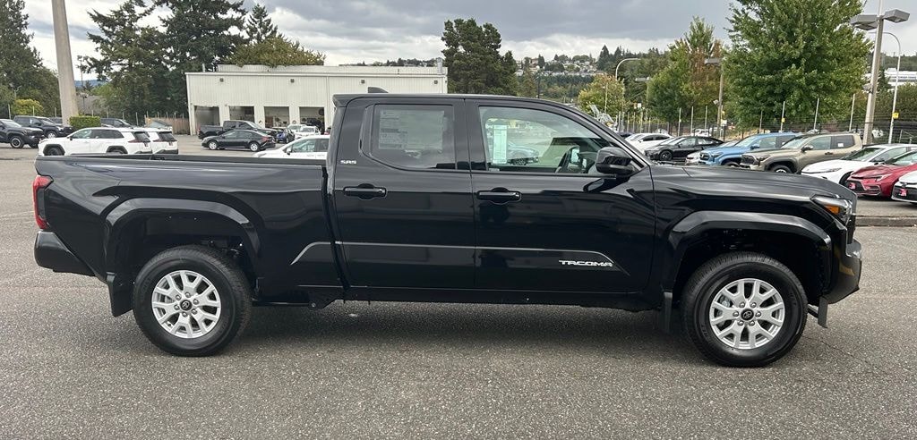 New 2026 Toyota Tacoma SR5 4X2 DBL CAB LONG BED