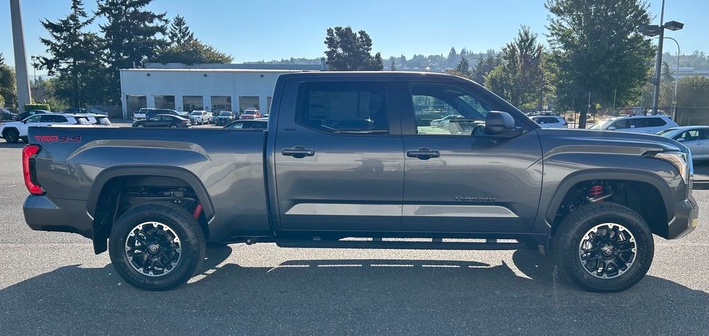 New 2026 Toyota Tundra SR5 SR5 CREWMAX 6.5