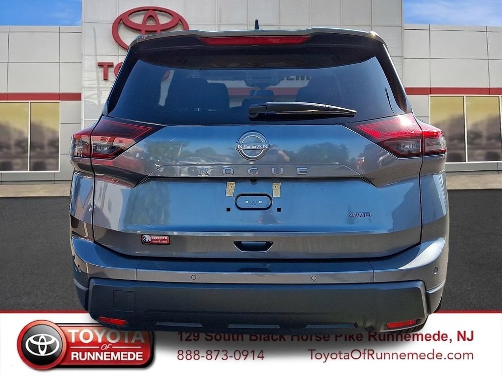 2025 Nissan Rogue S - Photo 5