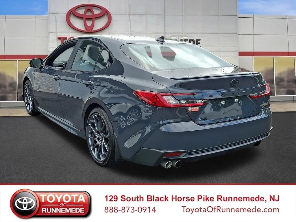 Used 2025 Toyota Camry SE Sedan