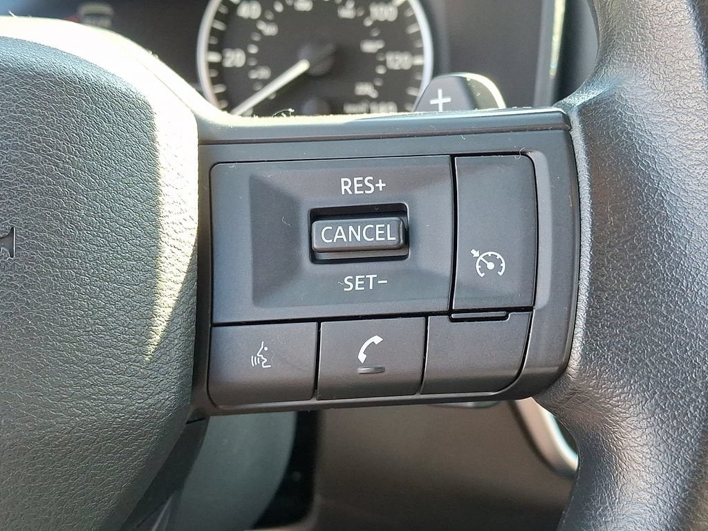 2025 Nissan Rogue S - Photo 25