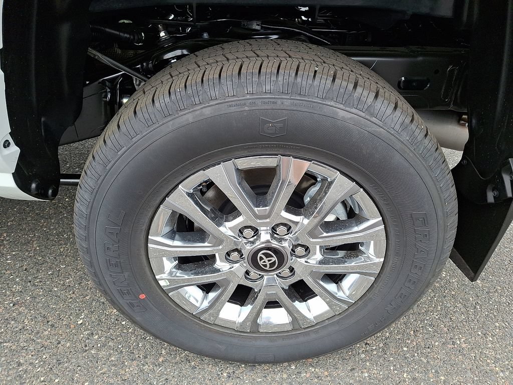 2026 Toyota Tacoma Limited - Photo 5