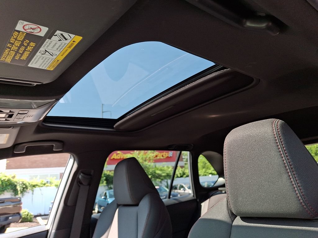 2022 Toyota RAV4 SE - Photo 14