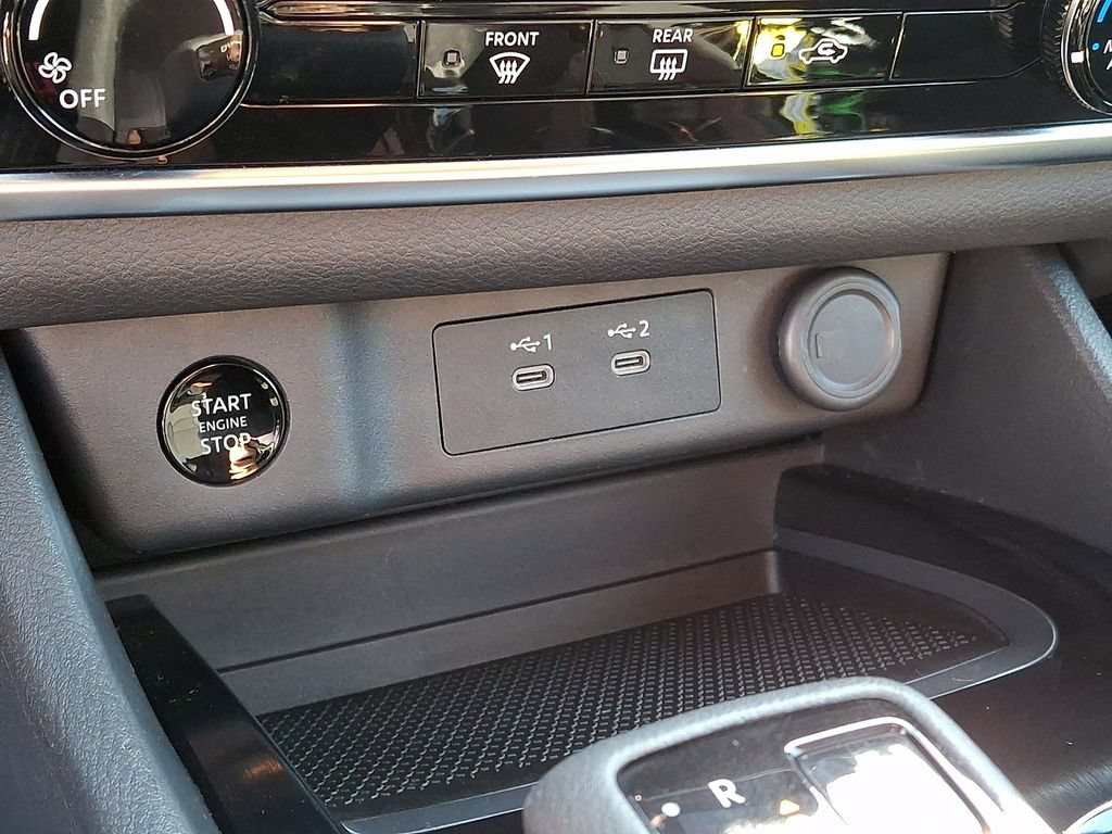 2025 Nissan Rogue S - Photo 18