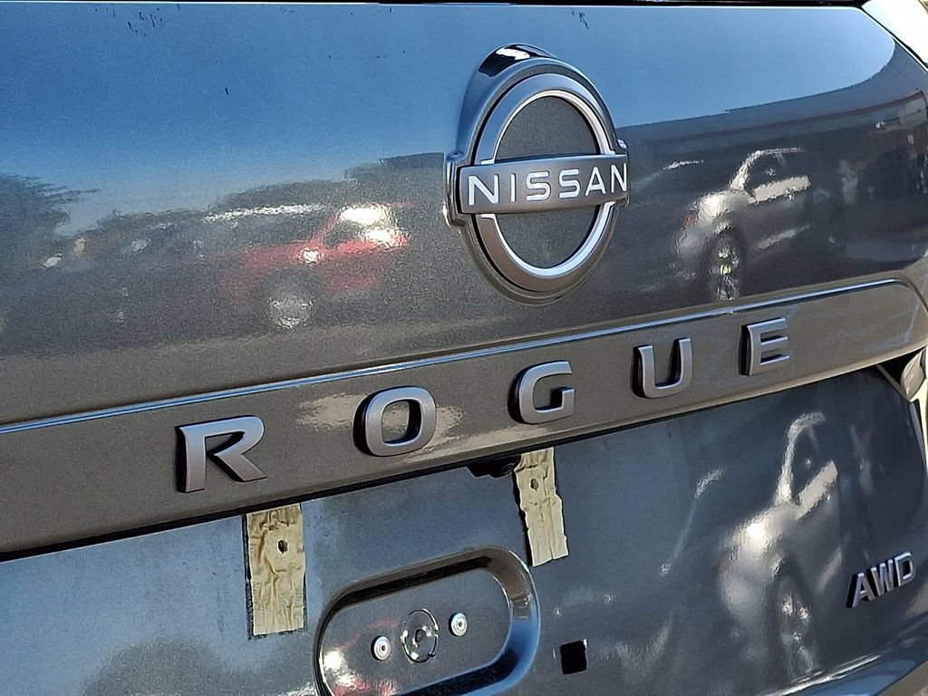 2025 Nissan Rogue S - Photo 30