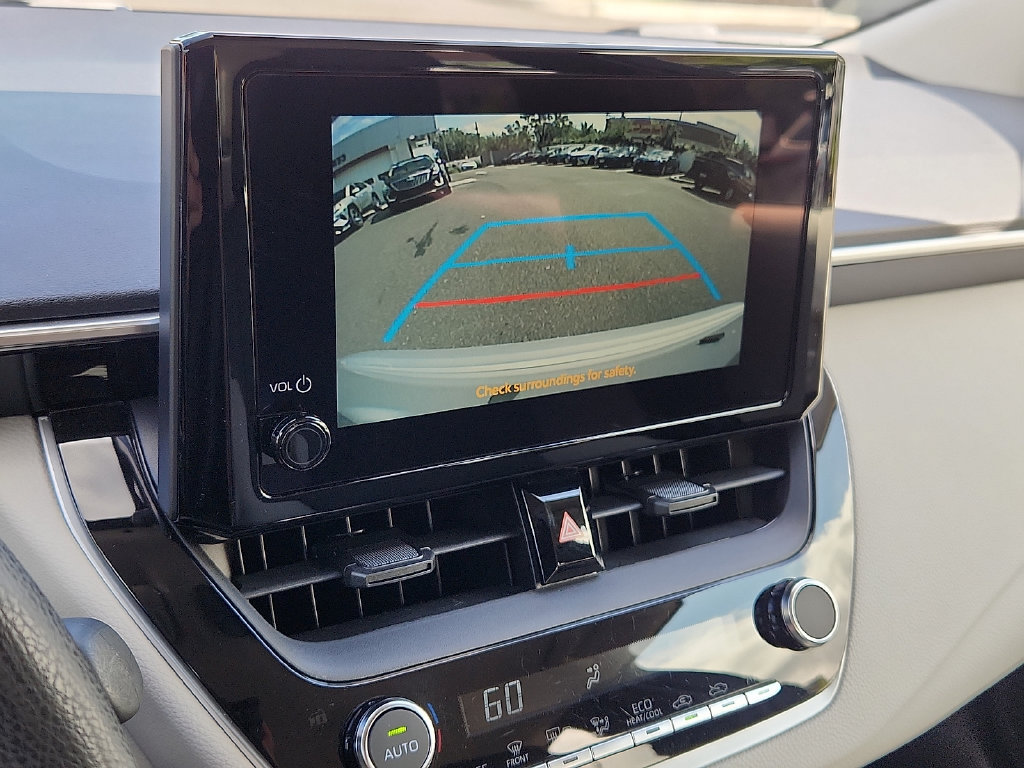 2025 Toyota Corolla LE - Photo 19