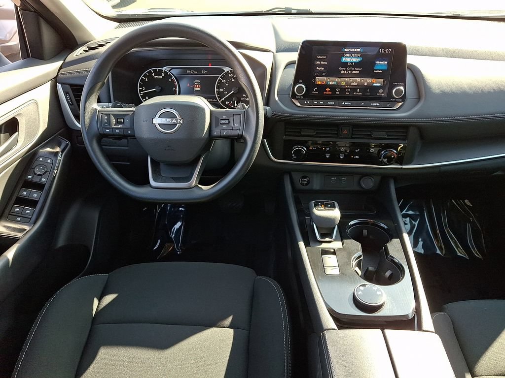 2025 Nissan Rogue S - Photo 12