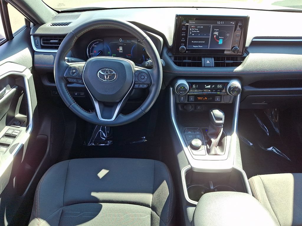 2022 Toyota RAV4 SE - Photo 10