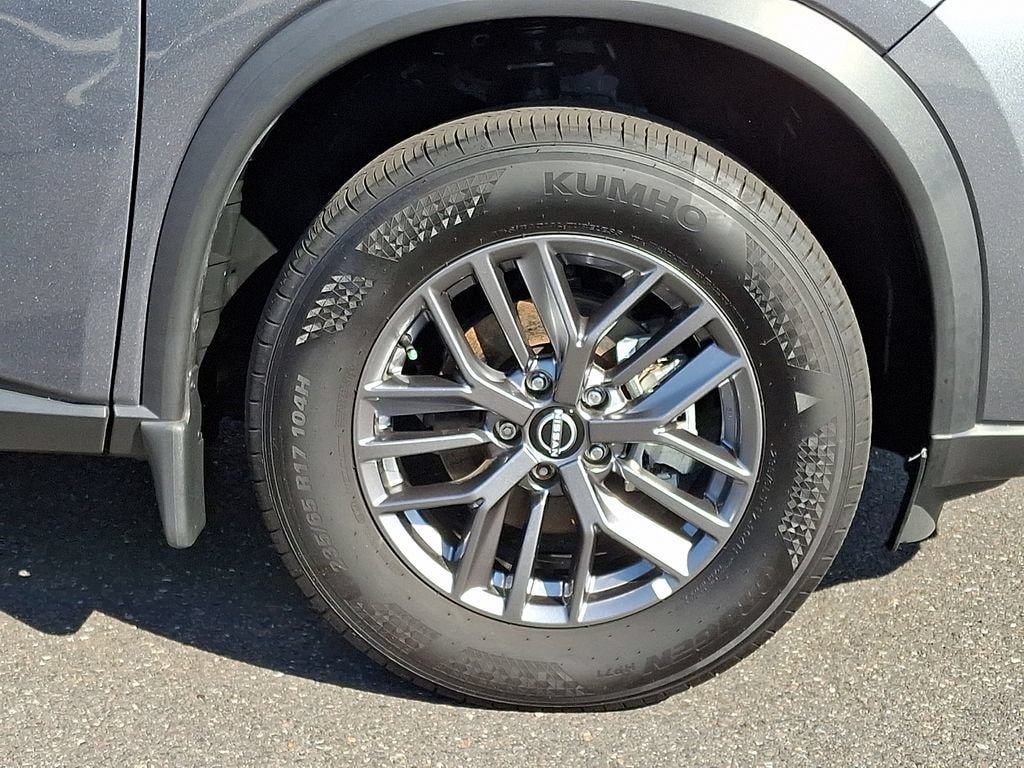 2025 Nissan Rogue S - Photo 8