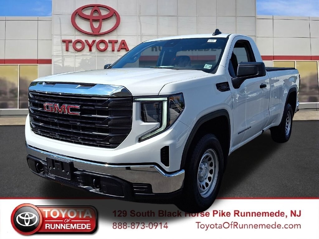 Used 2025 GMC