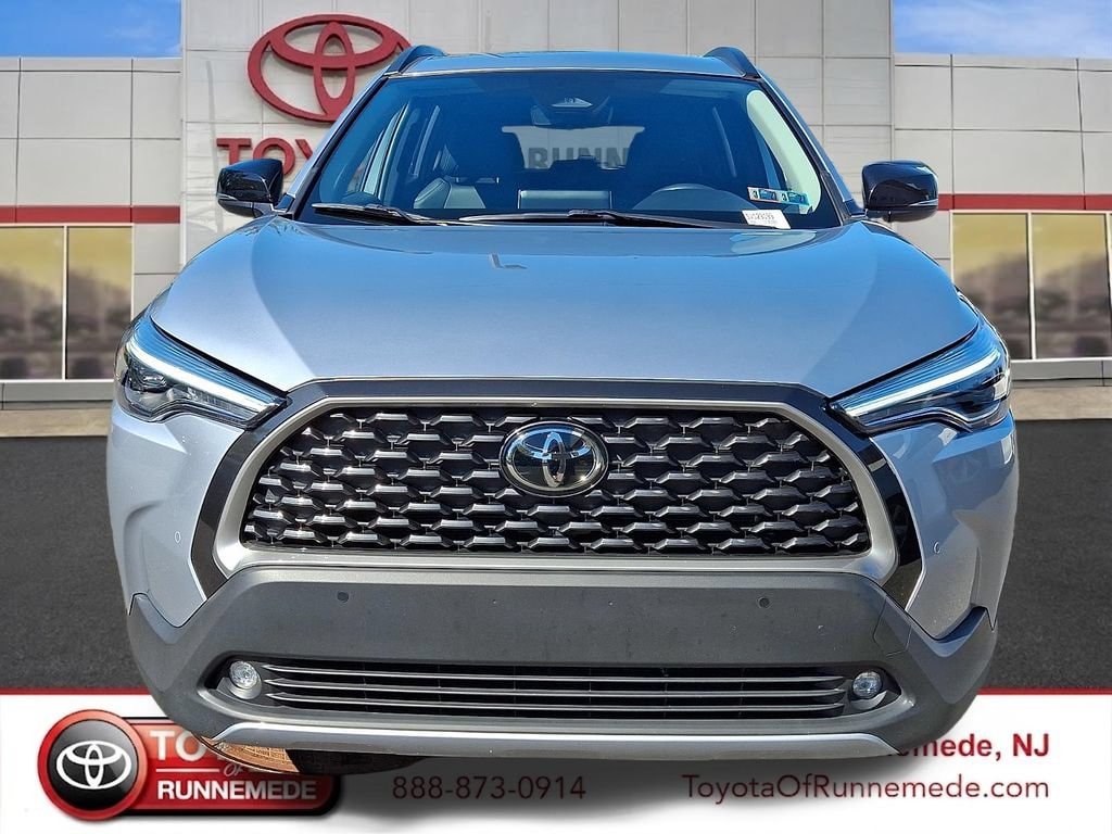 Certified 2025 Toyota