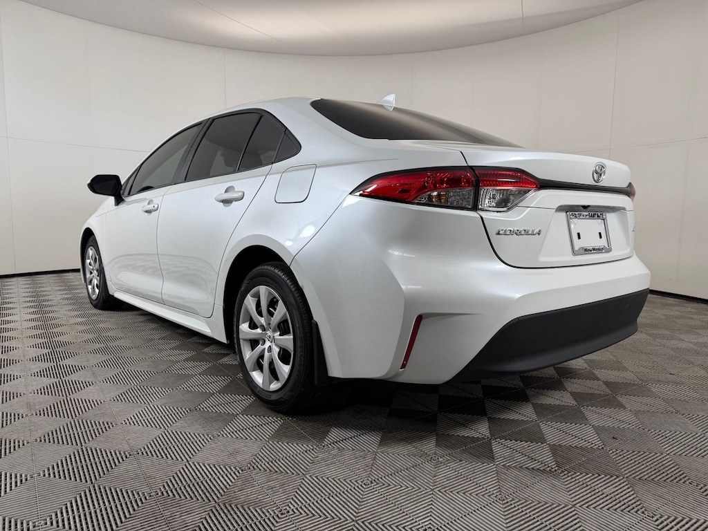 Used 2025 Toyota Corolla LE Sedan