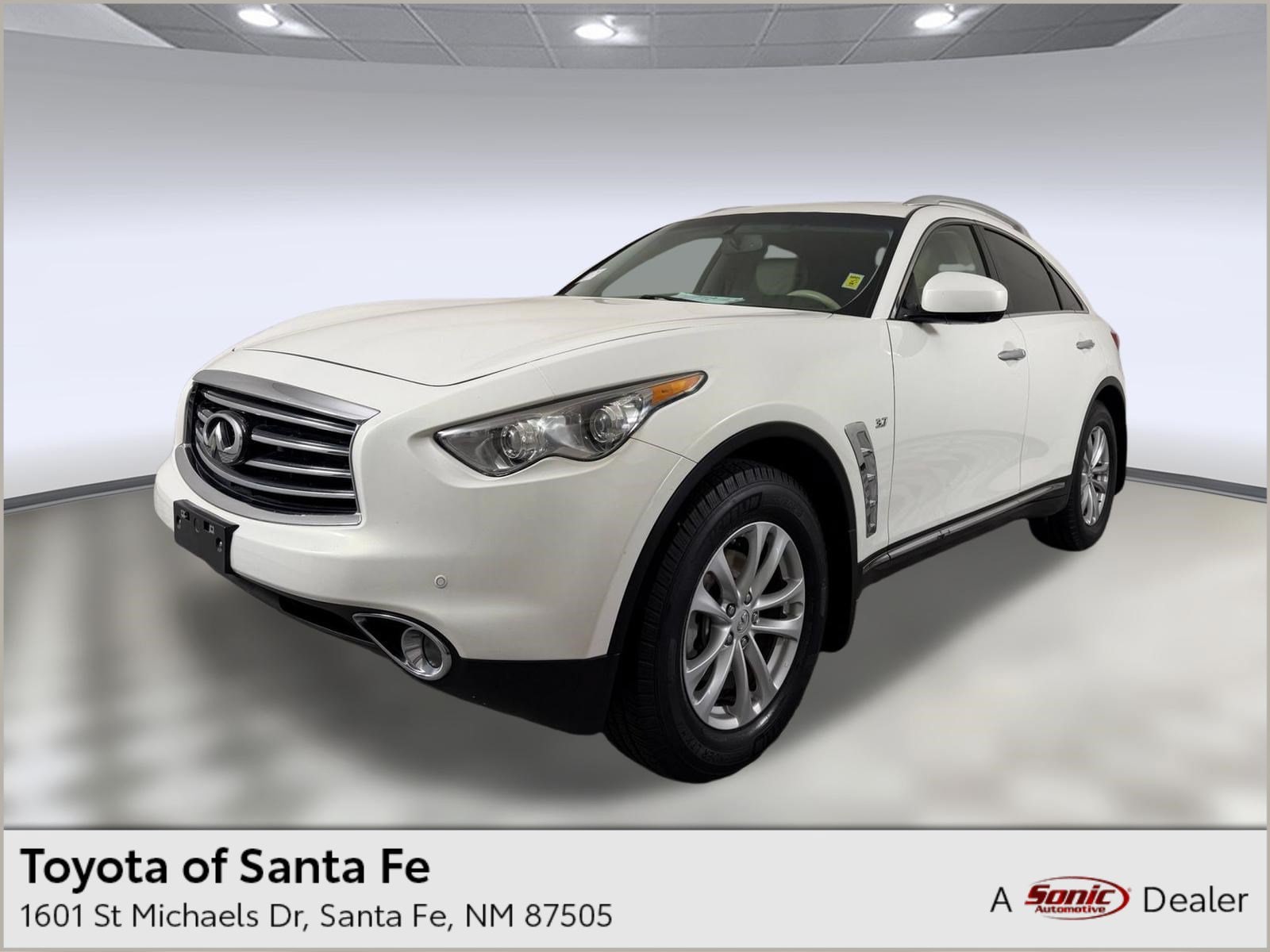 2016 INFINITI QX70