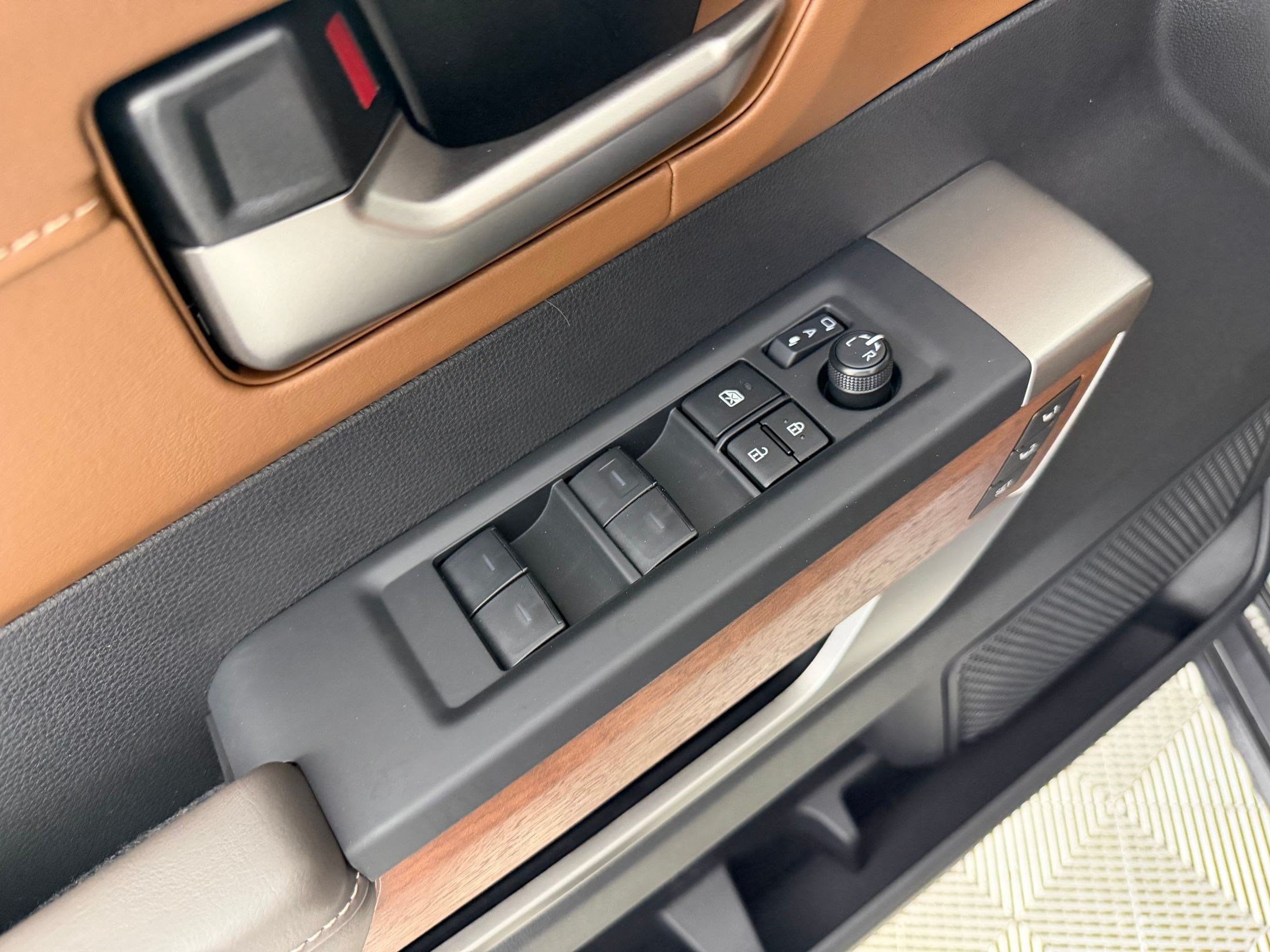 2026 Toyota Tundra 1794 Edition - Photo 13