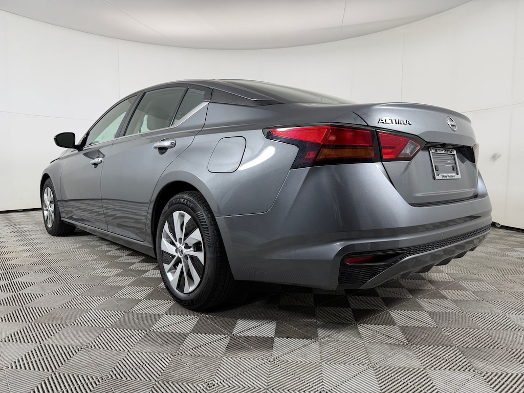 Used 2024 Nissan Altima 2.5 S Sedan