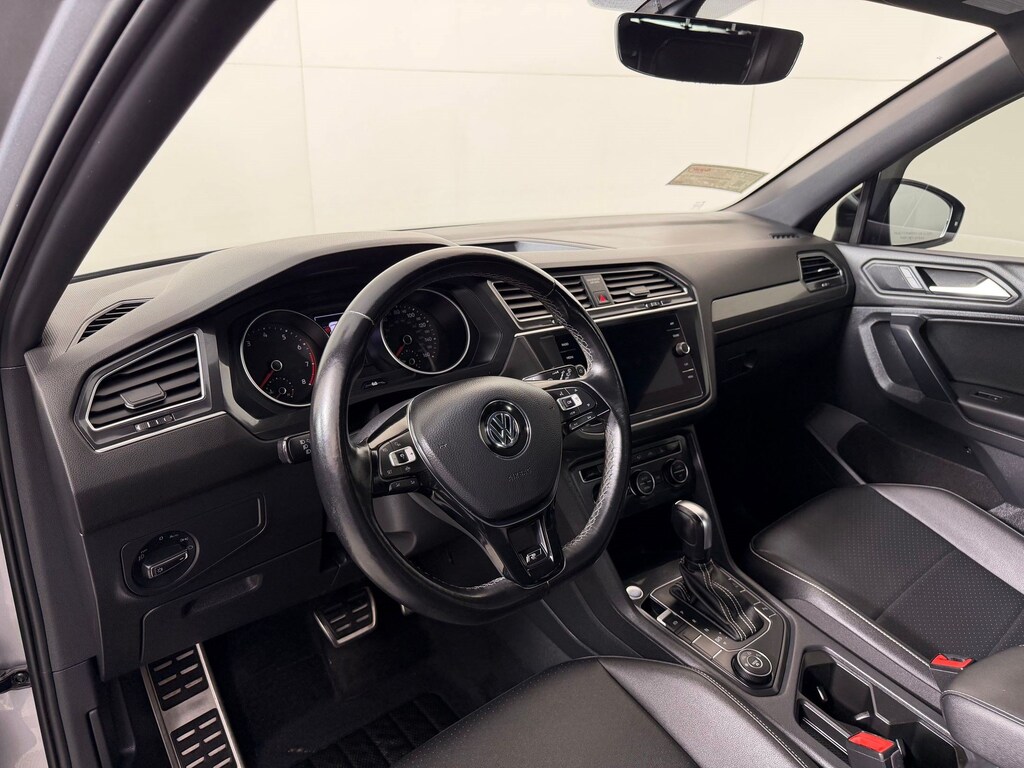 Used 2021 Volkswagen Tiguan SE SUV