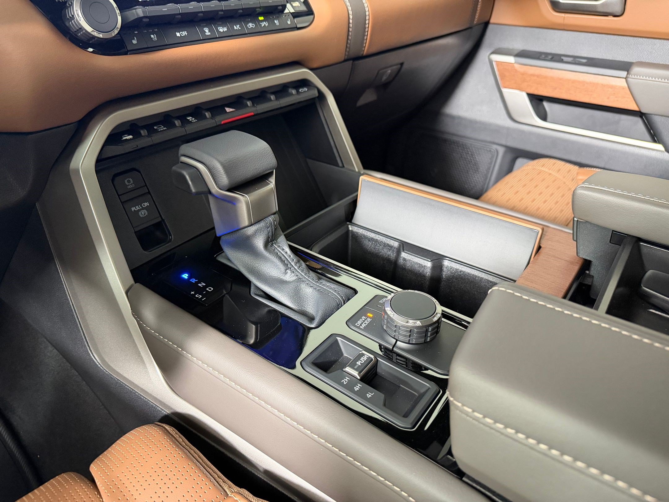 2026 Toyota Tundra 1794 Edition - Photo 15