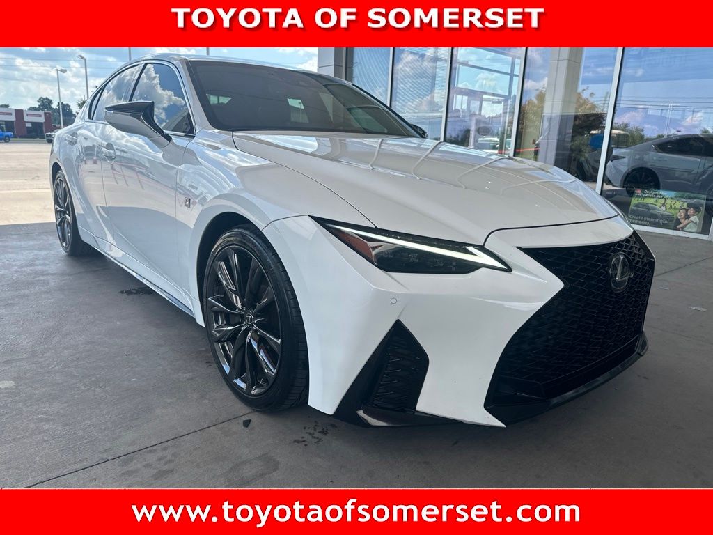 2023 Lexus IS