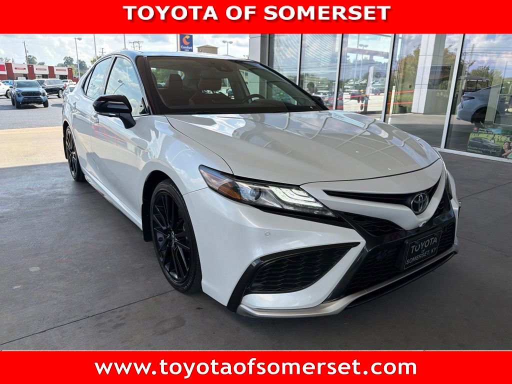 2024 Toyota Camry Sedan 