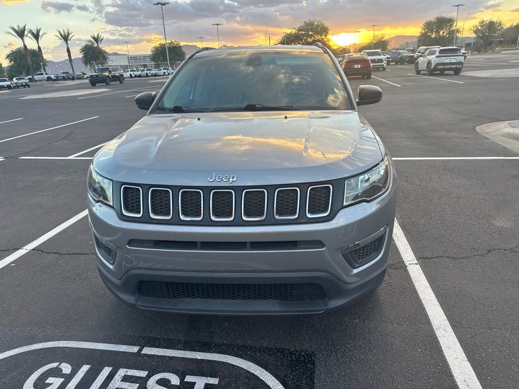 Used 2018 Jeep Compass Sport with VIN 3C4NJDAB2JT153414 for sale in Surprise, AZ