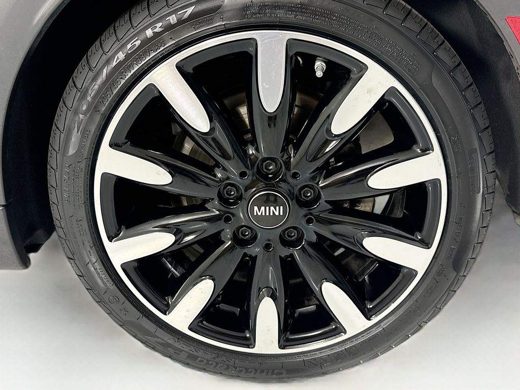2022 MINI Convertible S - Photo 28