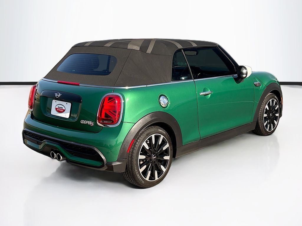 2022 MINI Convertible S - Photo 5