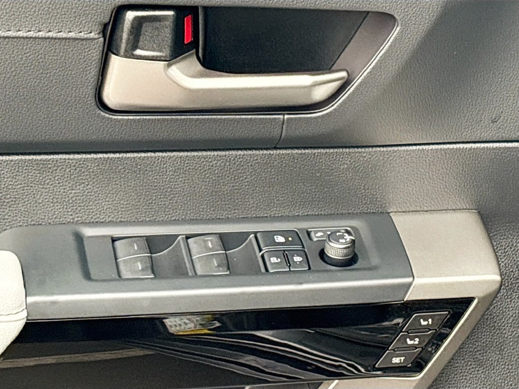 2026 Toyota Tundra Limited - Photo 23