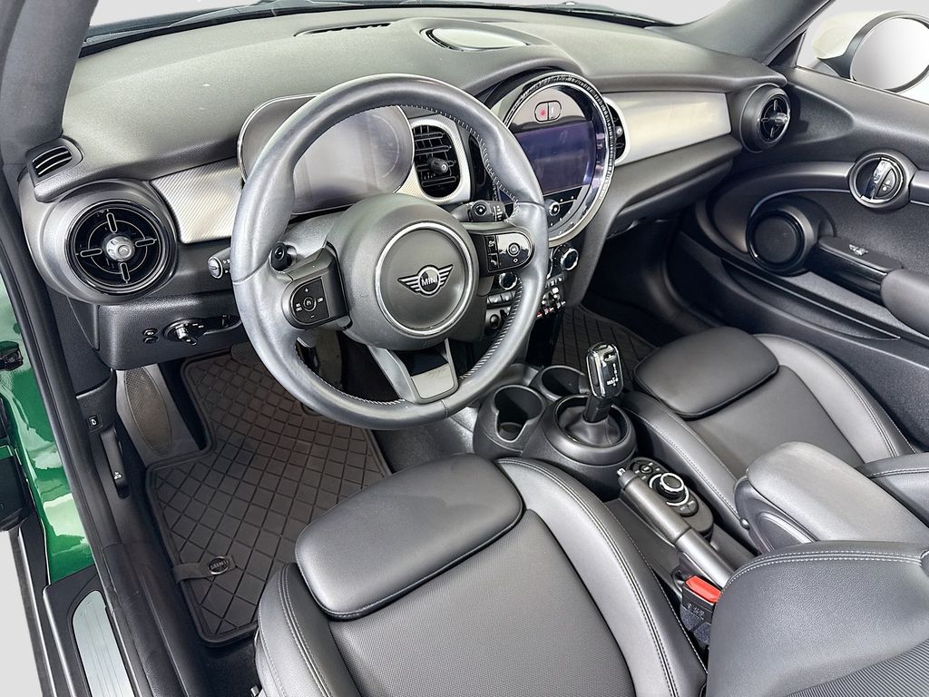 2022 MINI Convertible S - Photo 9