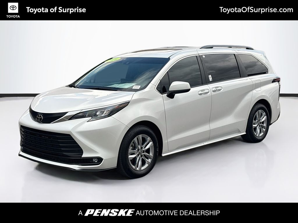 Certified 2026 Toyota Sienna XLE Minivan/Van
