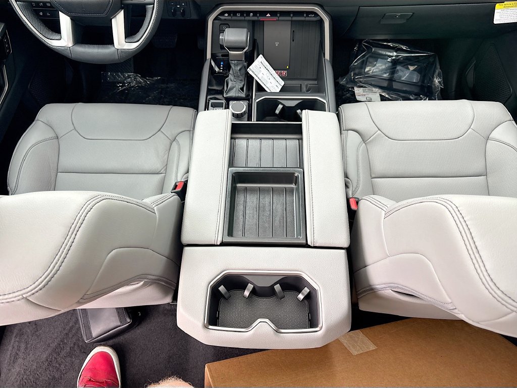 2026 Toyota Tundra Limited - Photo 16