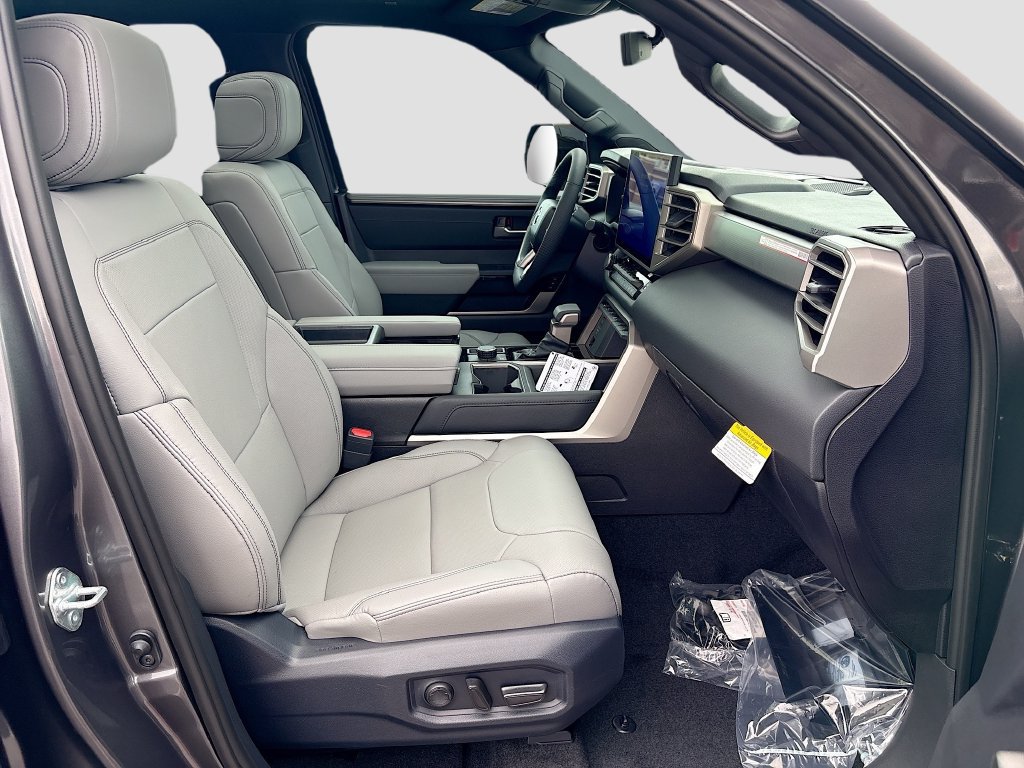 2026 Toyota Tundra Limited - Photo 20