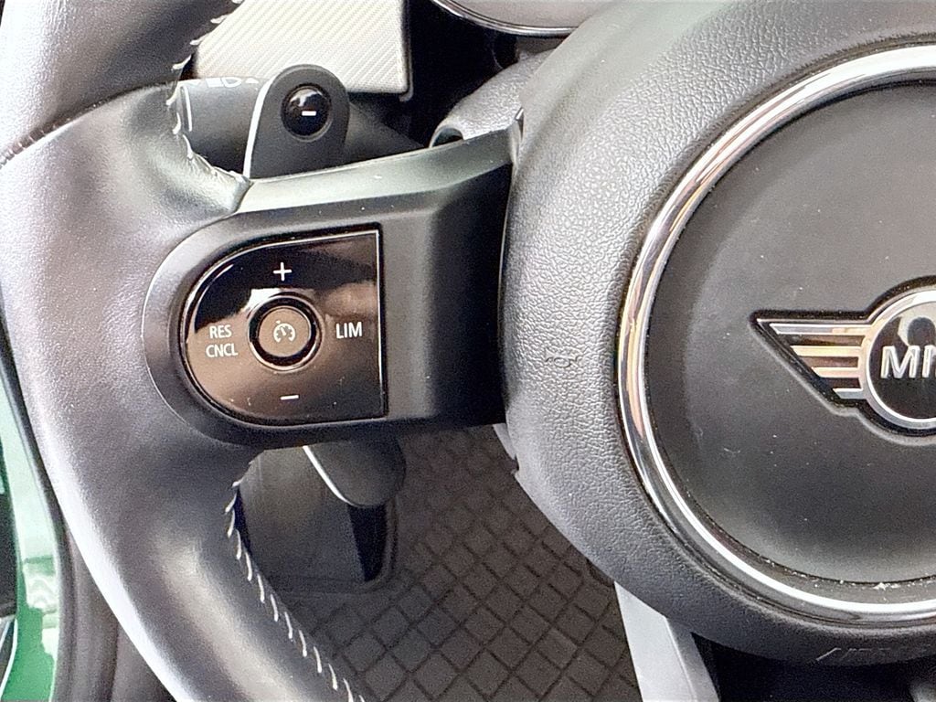 2022 MINI Convertible S - Photo 11