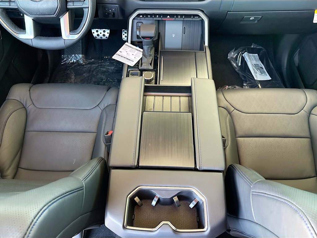 2026 Toyota Tundra Platinum - Photo 16