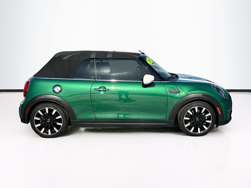 2022 MINI Convertible S - Photo 4
