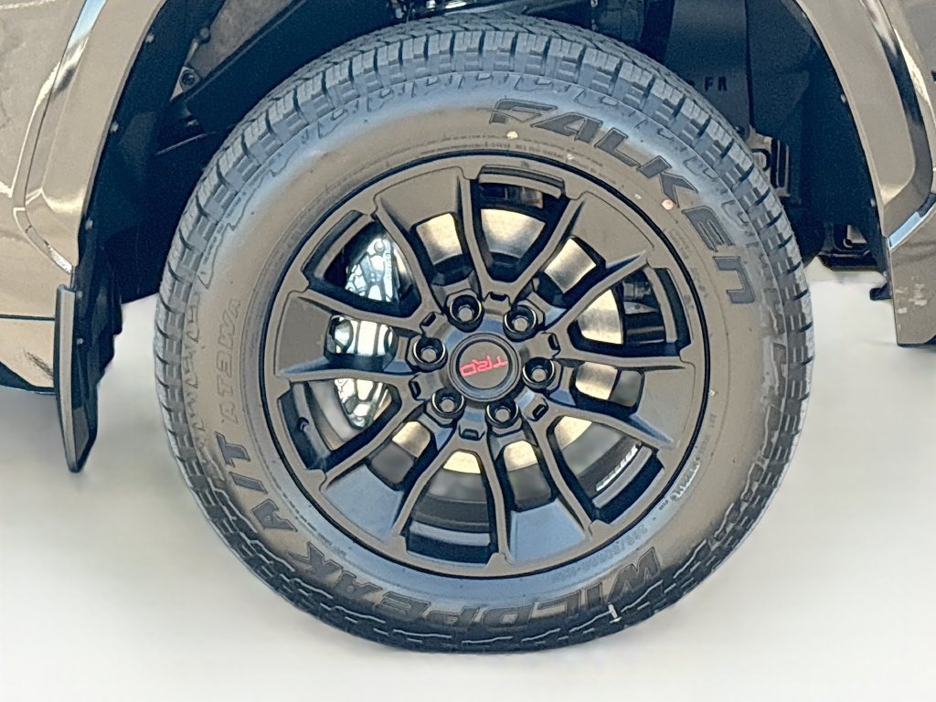 2026 Toyota Tundra Platinum - Photo 30