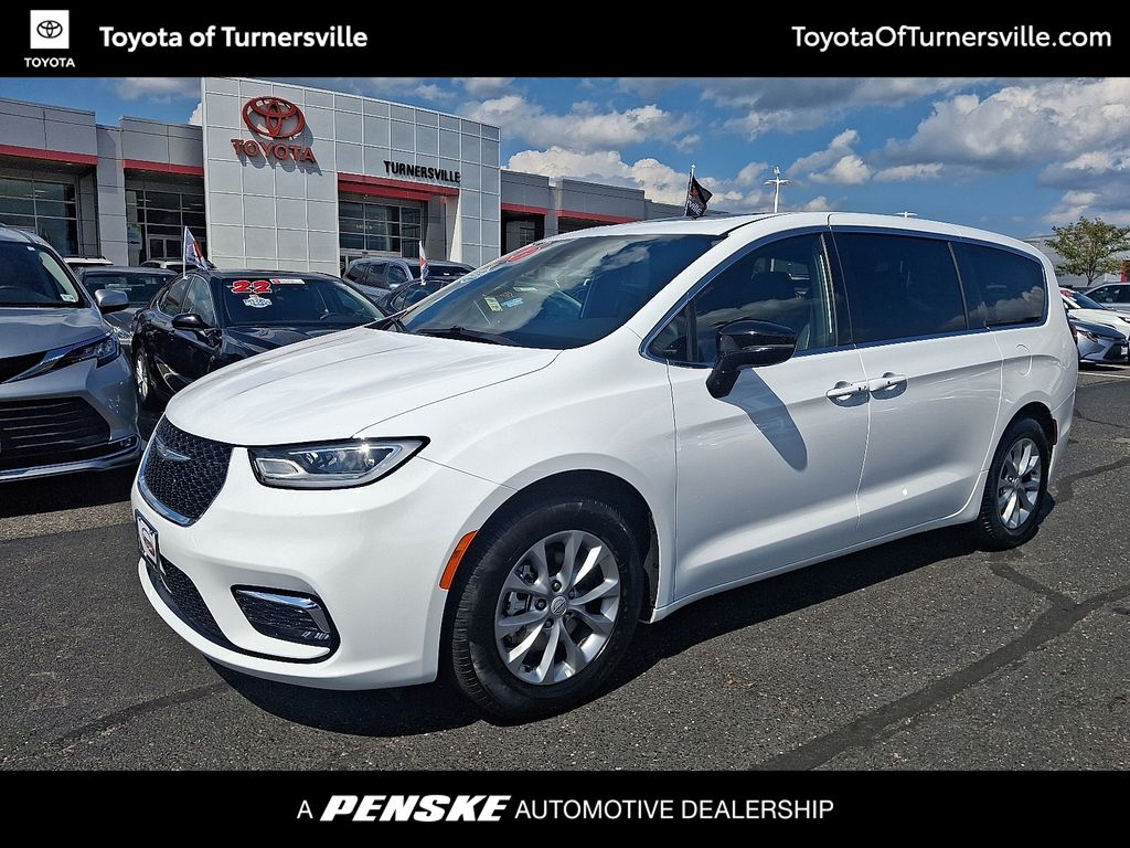 2026 Chrysler Pacifica