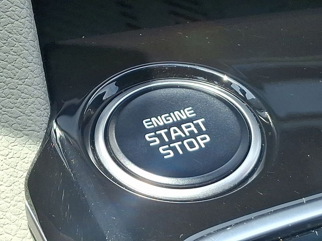 2023 Kia Sportage EX - Photo 24