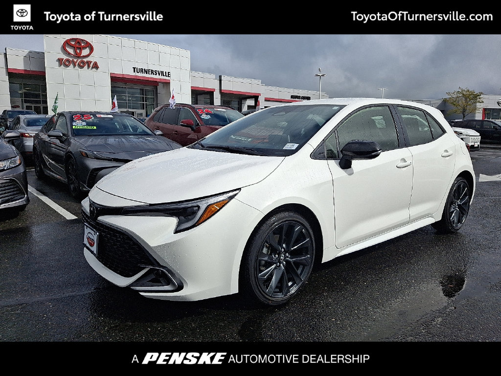 2027 Toyota Corolla Hatchback XSE