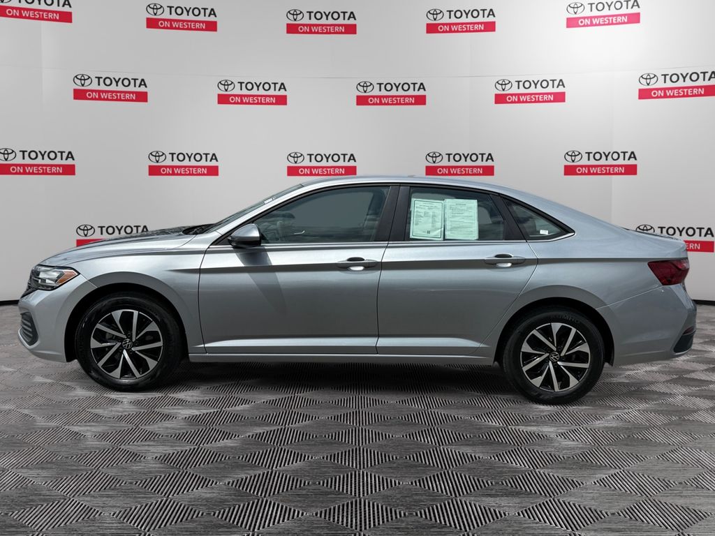 2024 Volkswagen Jetta S - Photo 8
