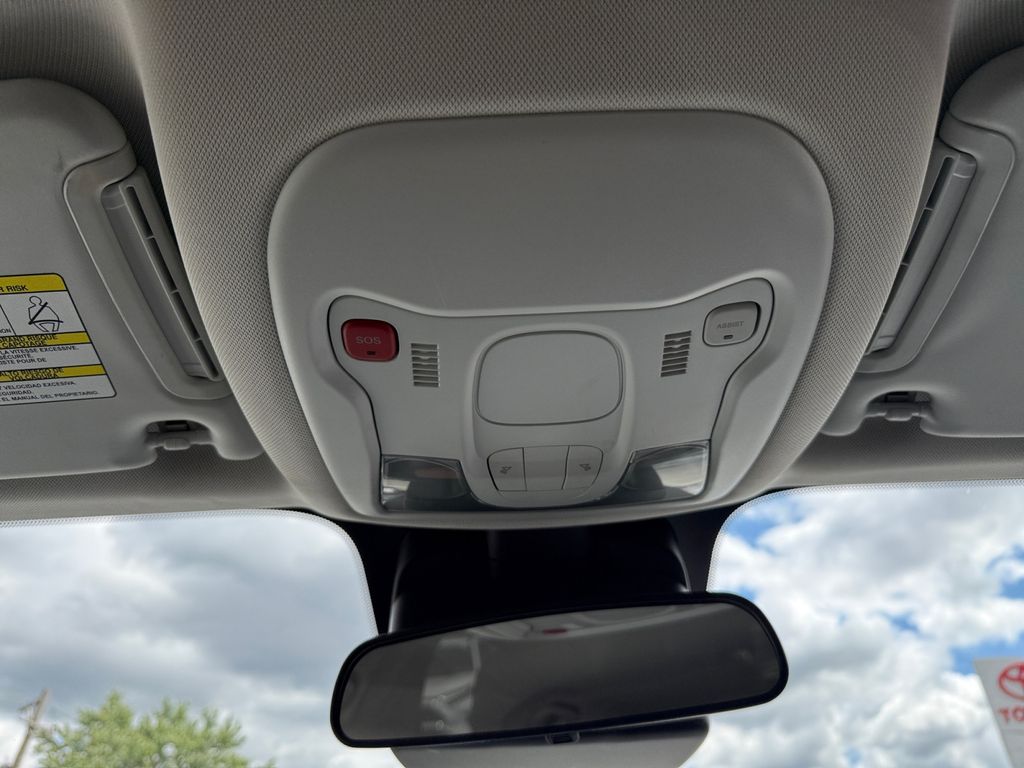 2023 Jeep Renegade Latitude - Photo 37