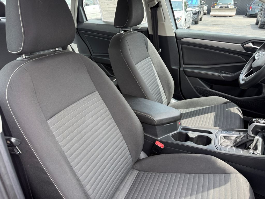 2024 Volkswagen Jetta S - Photo 18
