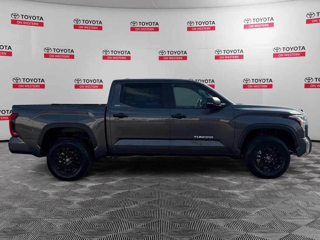 New 2026 Toyota Tundra SR5 SR5 CREWMAX 5.5