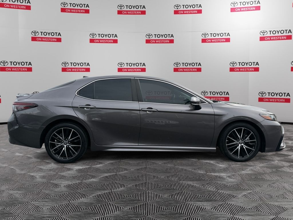Certified 2022 Toyota Camry Hybrid SE Sedan