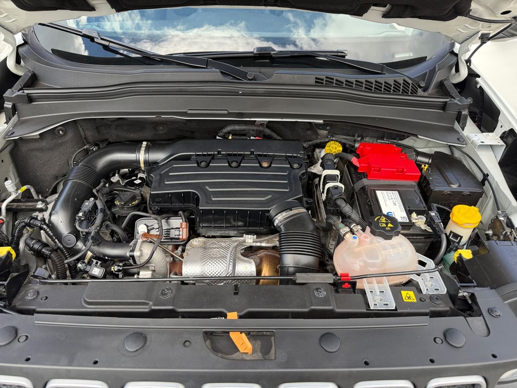 2023 Jeep Renegade Latitude - Photo 29