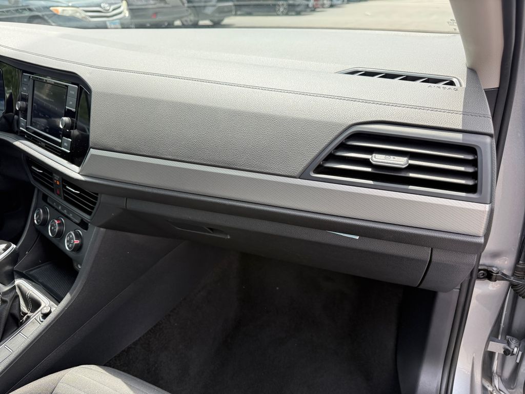 2024 Volkswagen Jetta S - Photo 16