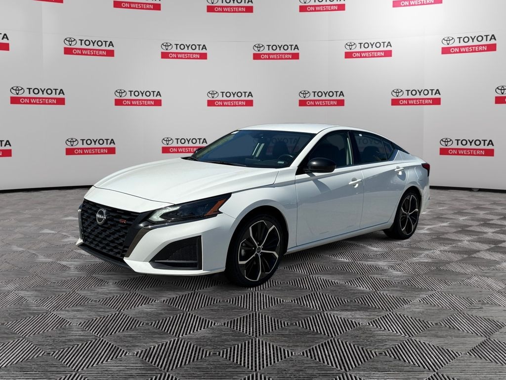 Used 2024 Nissan Altima 2.5 SR Sedan