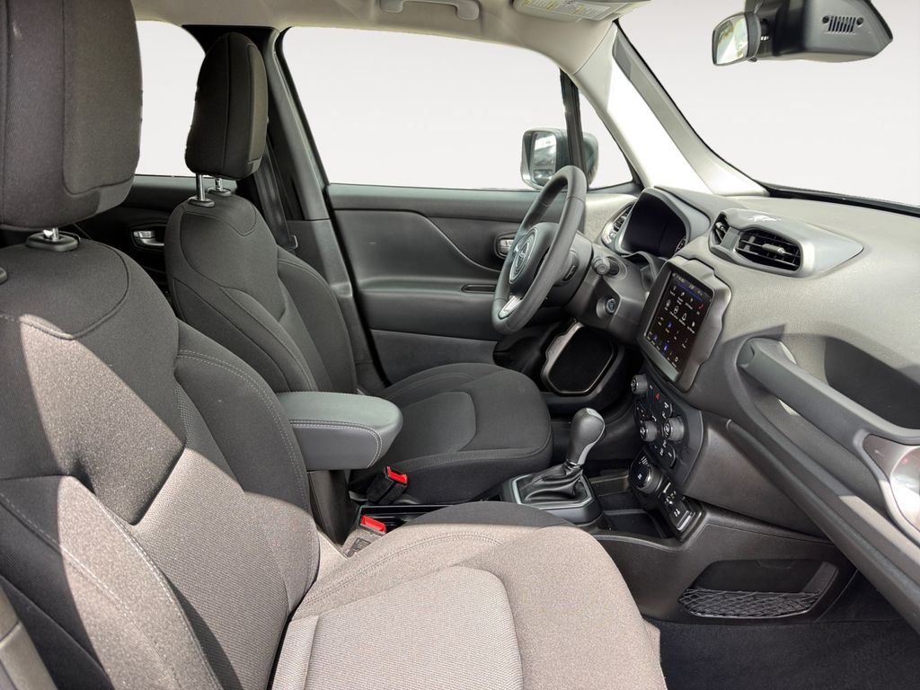 2023 Jeep Renegade Latitude - Photo 15