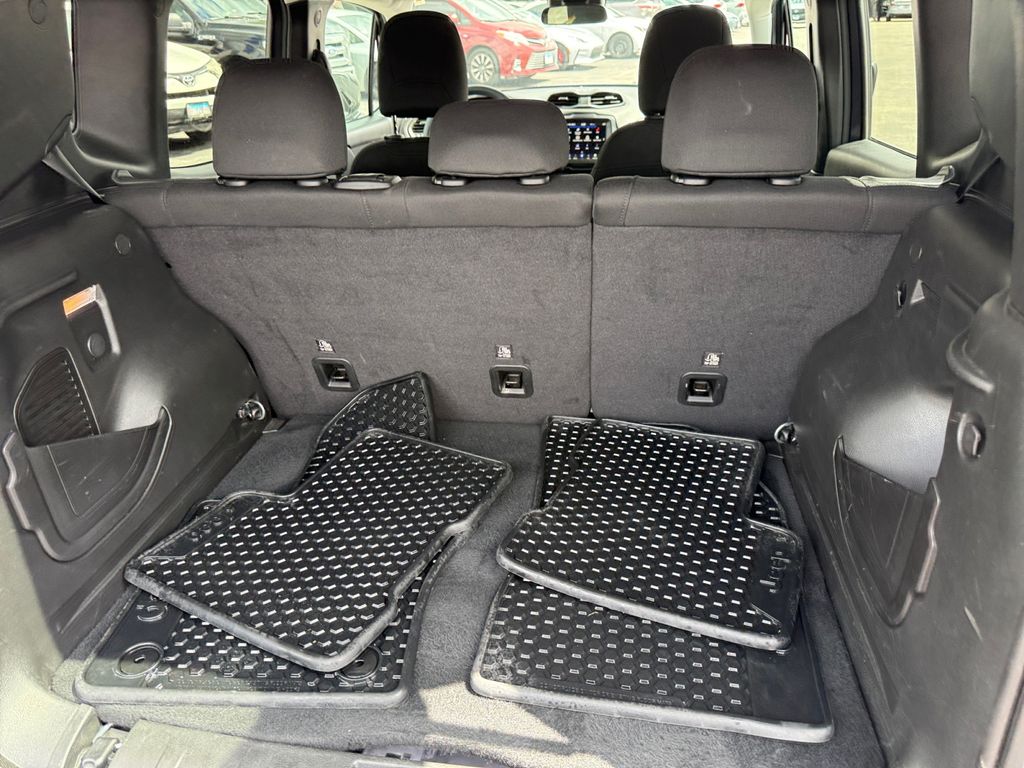 2023 Jeep Renegade Latitude - Photo 22